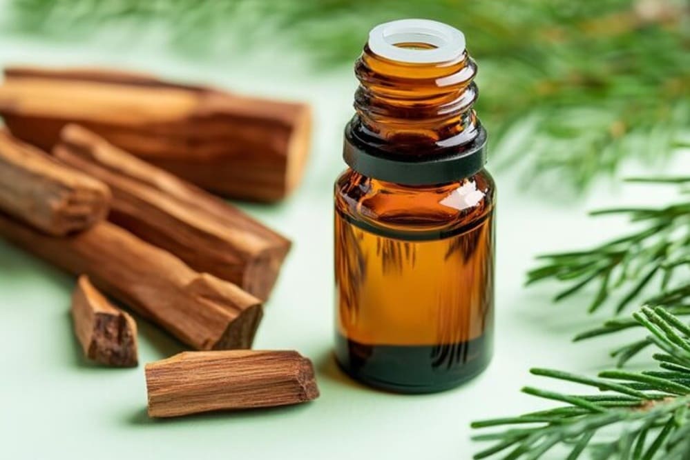 サンダルウッド精油 1 Sandalwood Essential Oil