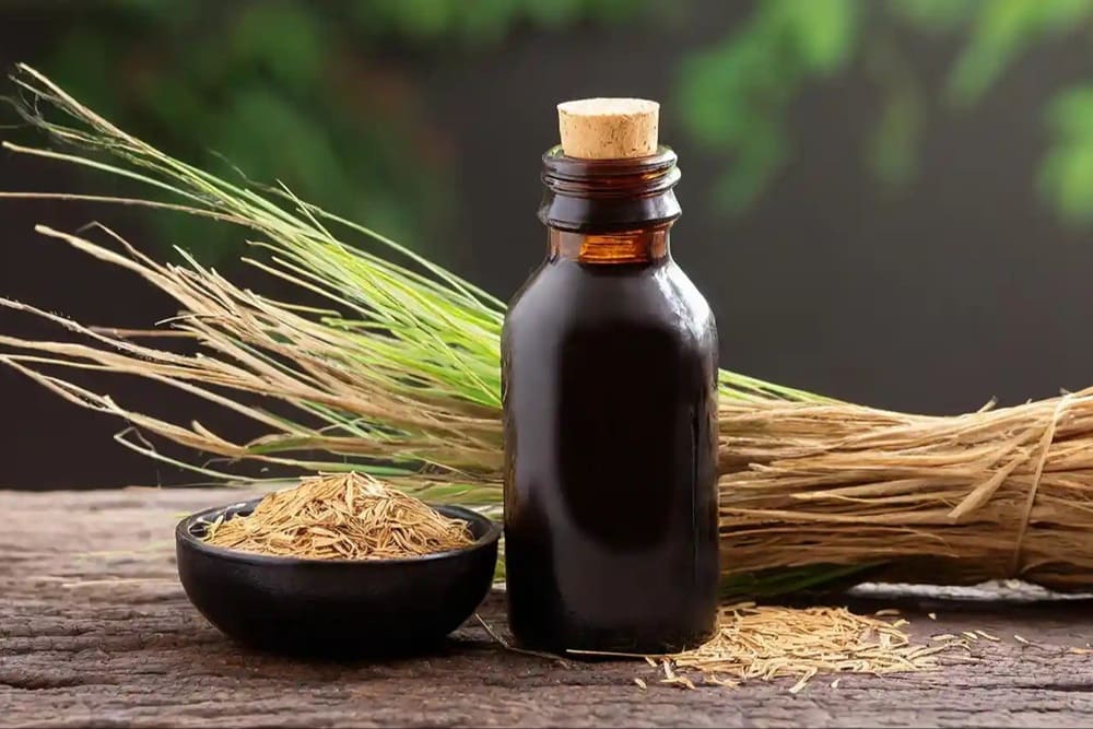 ベチバー精油 1 Vetiver Essential Oil